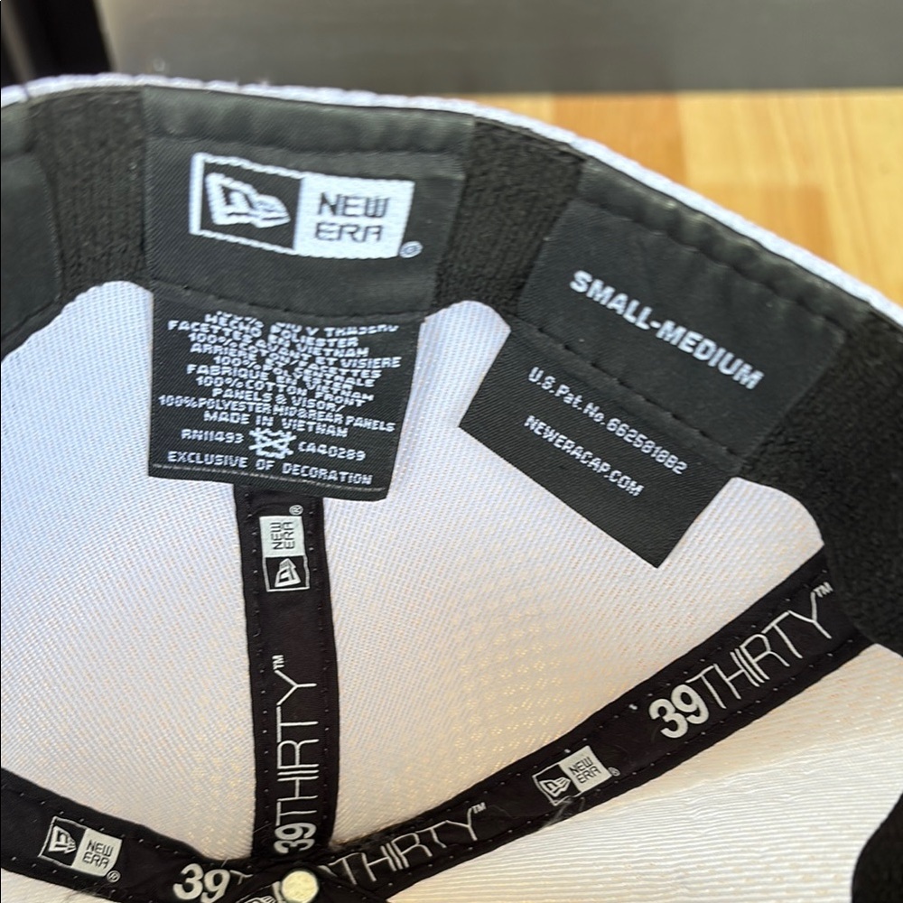 Raiders Black and White Cap - Picture 6 of 8
